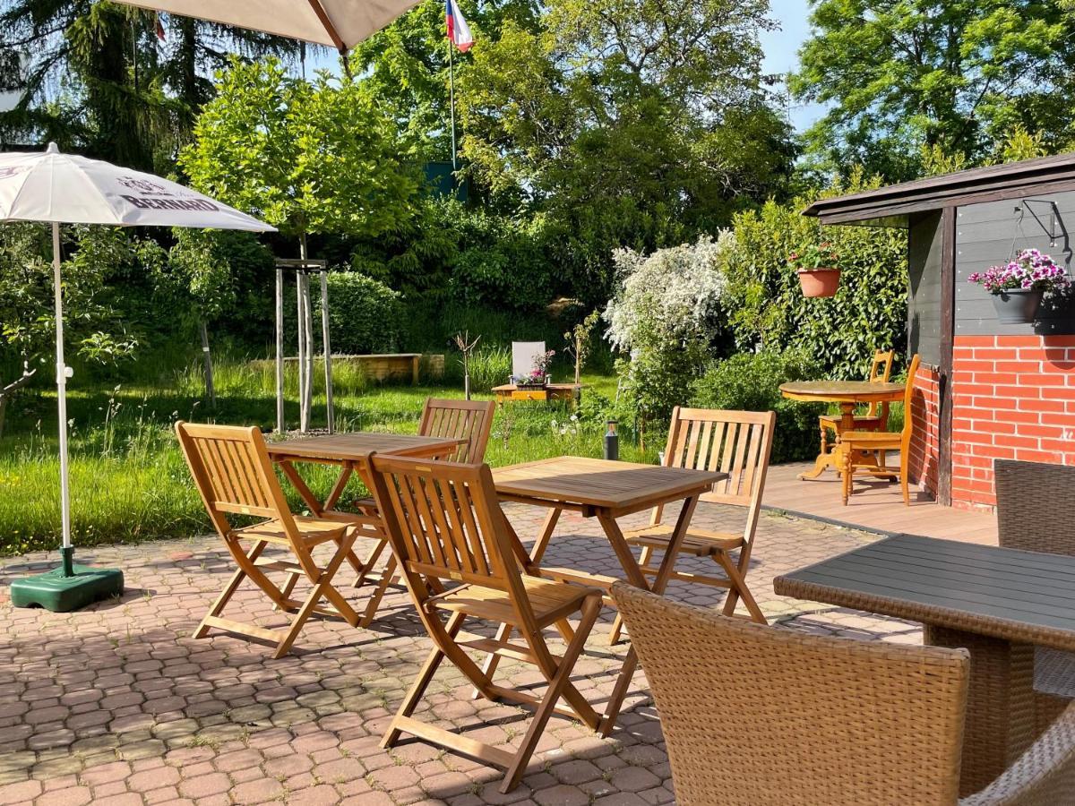 Hotel Diana Apartments Prague Ngoại thất bức ảnh