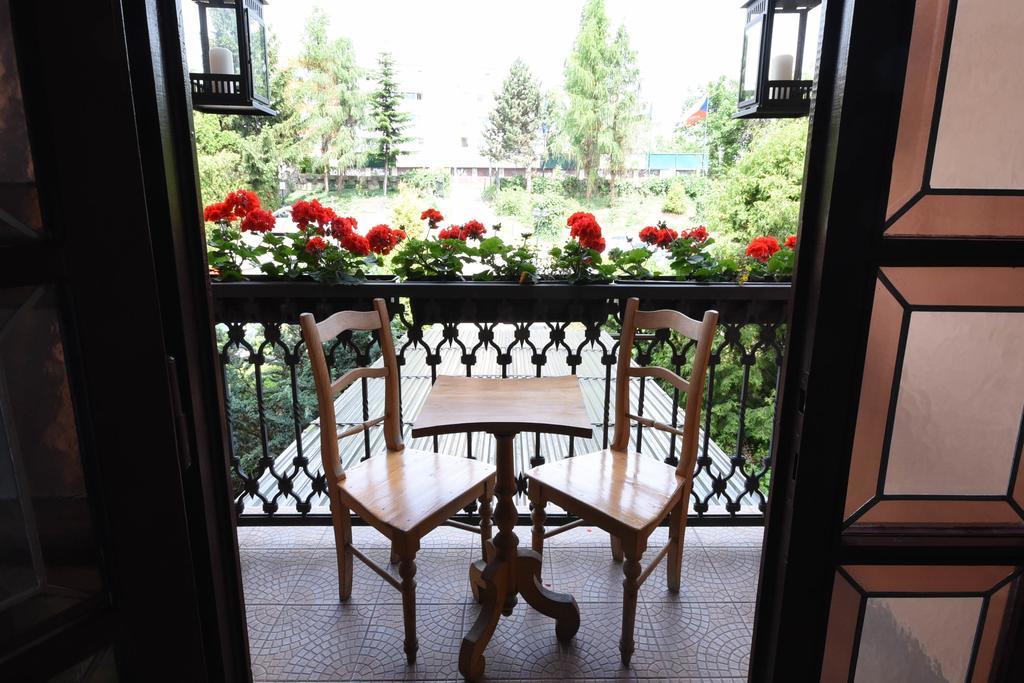 Hotel Diana Apartments Prague Ngoại thất bức ảnh