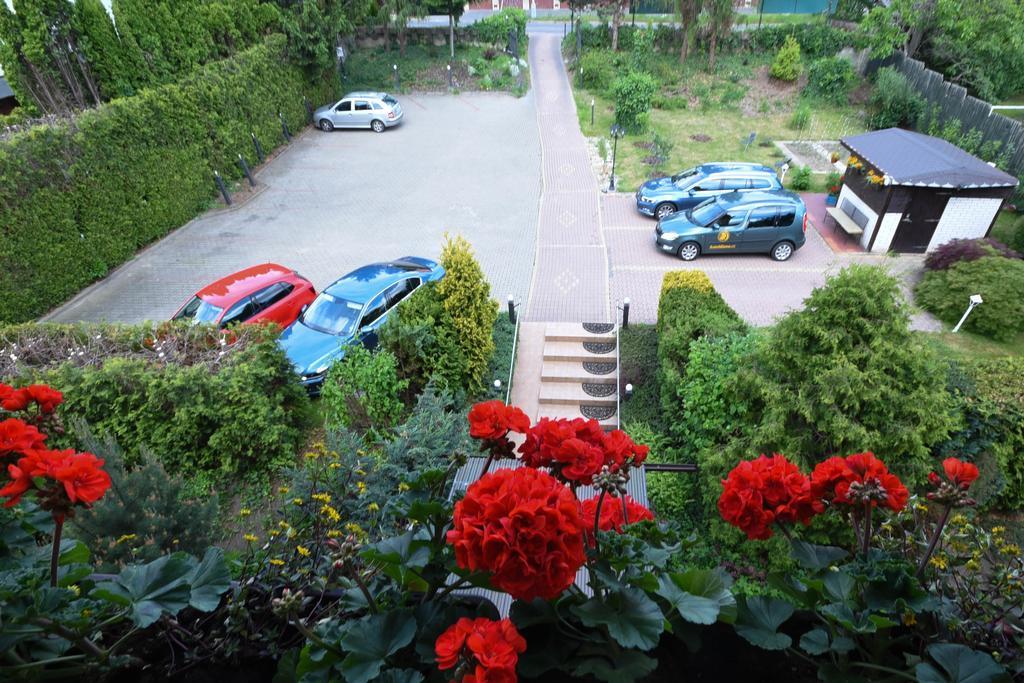 Hotel Diana Apartments Prague Ngoại thất bức ảnh