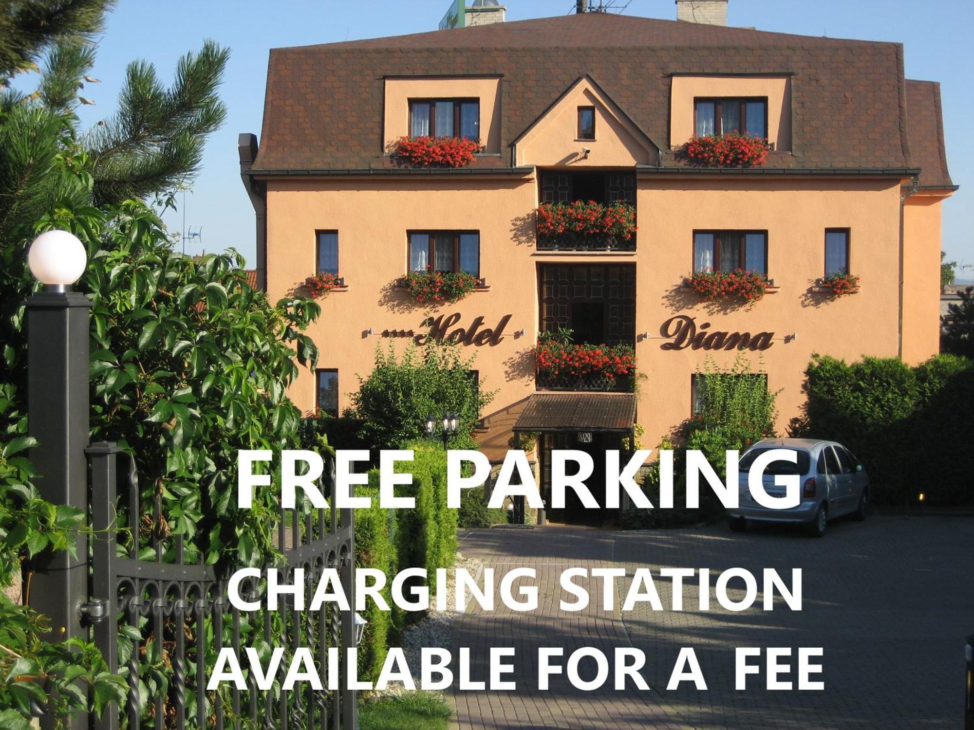 Hotel Diana Apartments Prague Ngoại thất bức ảnh