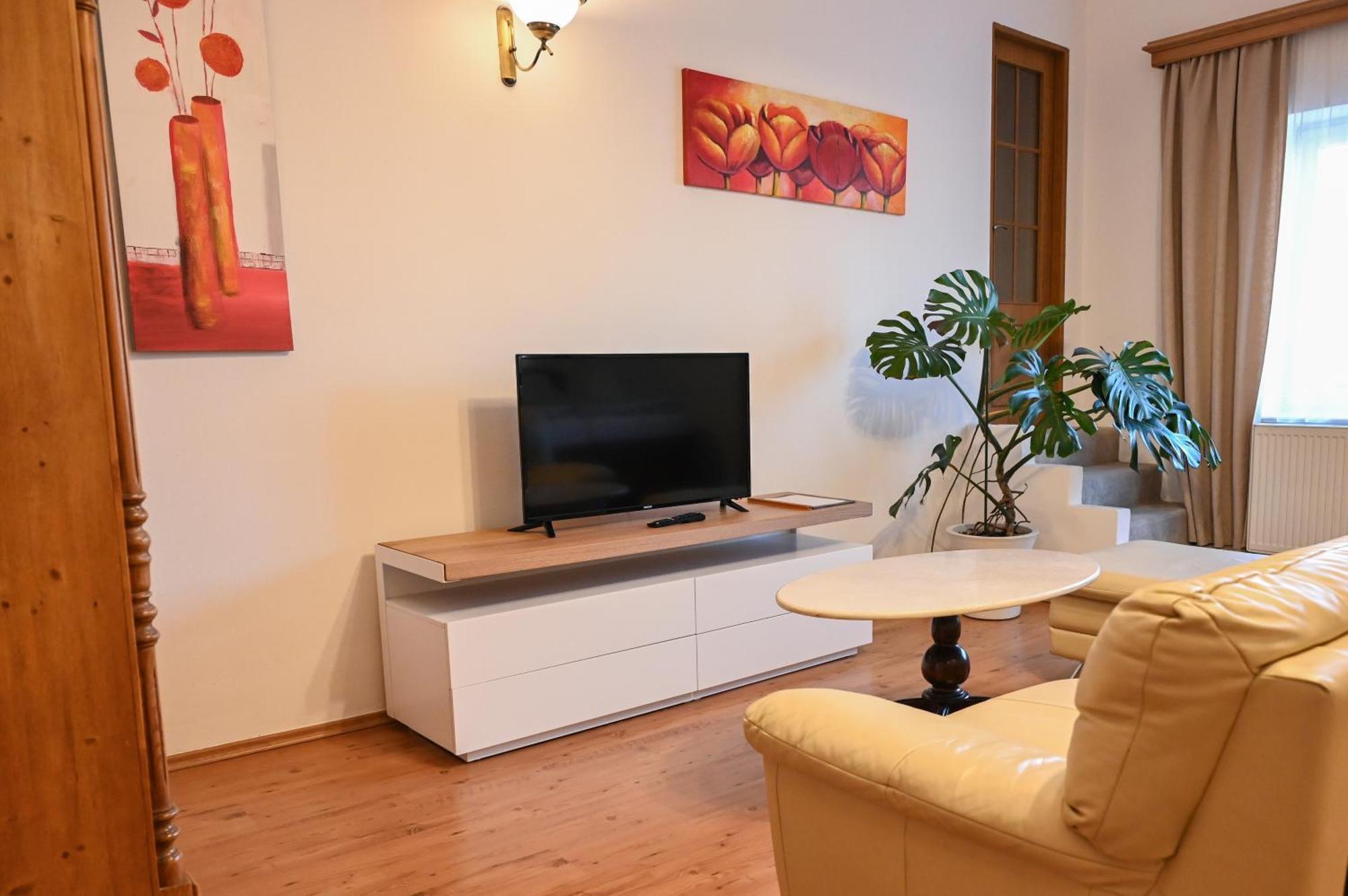 Hotel Diana Apartments Prague Ngoại thất bức ảnh