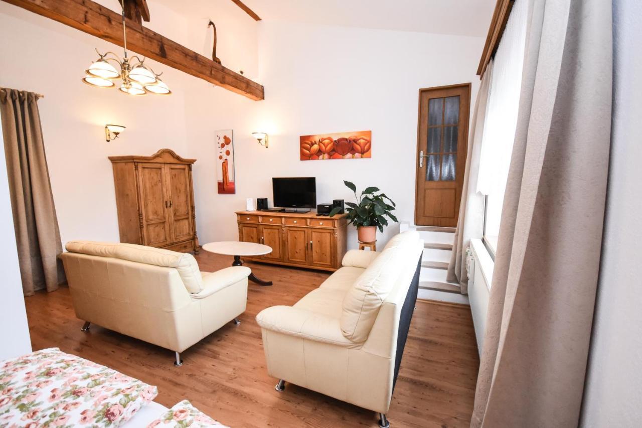Hotel Diana Apartments Prague Phòng bức ảnh